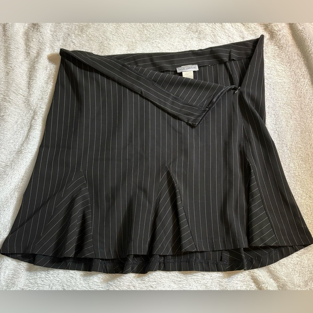 Body Central skirt size large